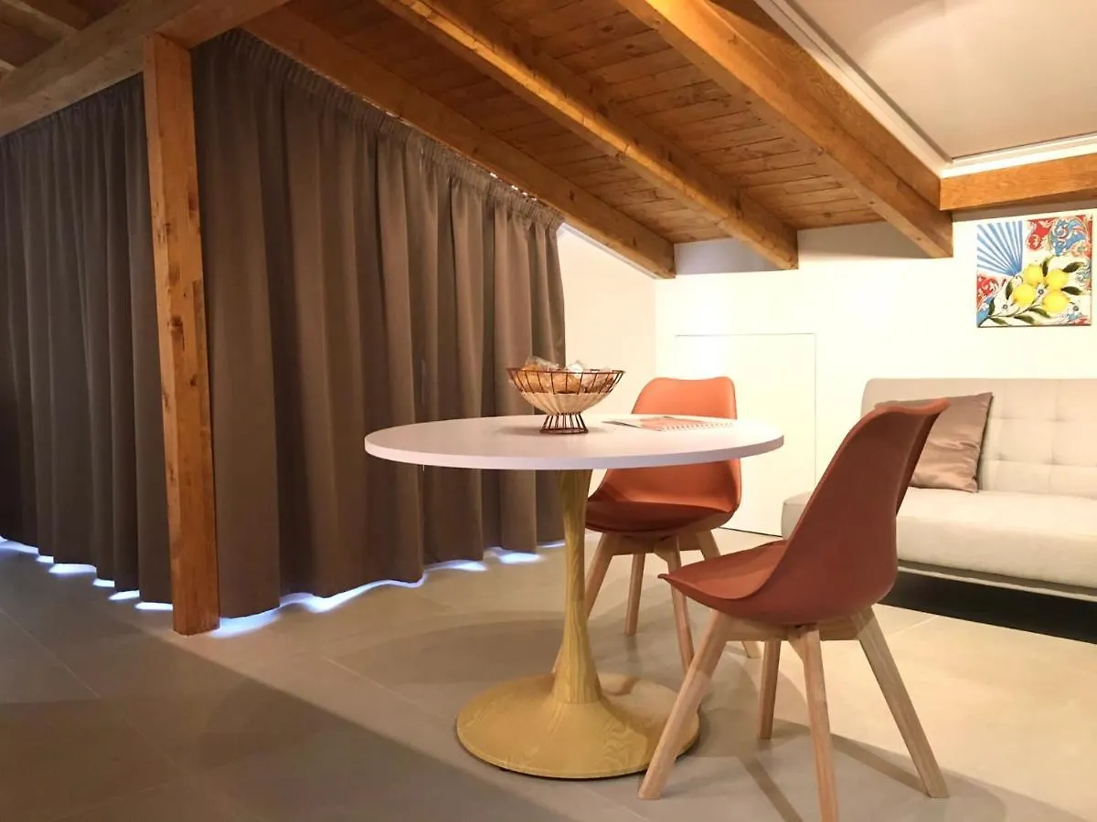 Ferienwohnung Sabbinirica House Catania